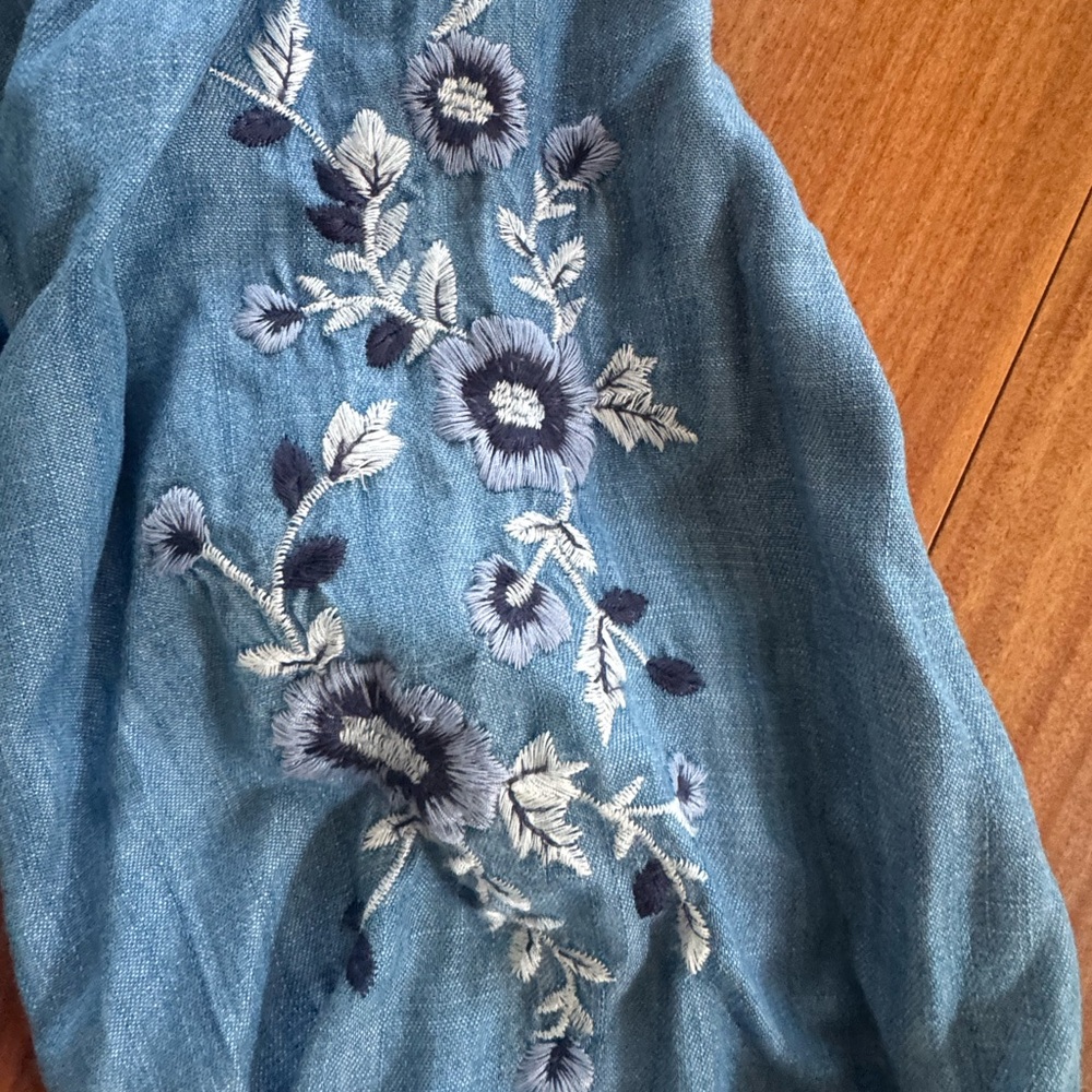 LC Lauren Conrad Blue Blouse with Embroidery